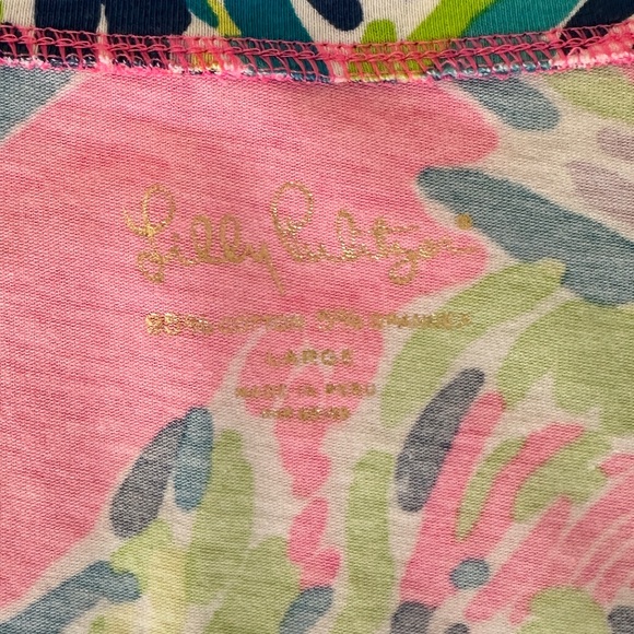 Lilly Pulitzer V-neck Shirt - Picture 2 of 4